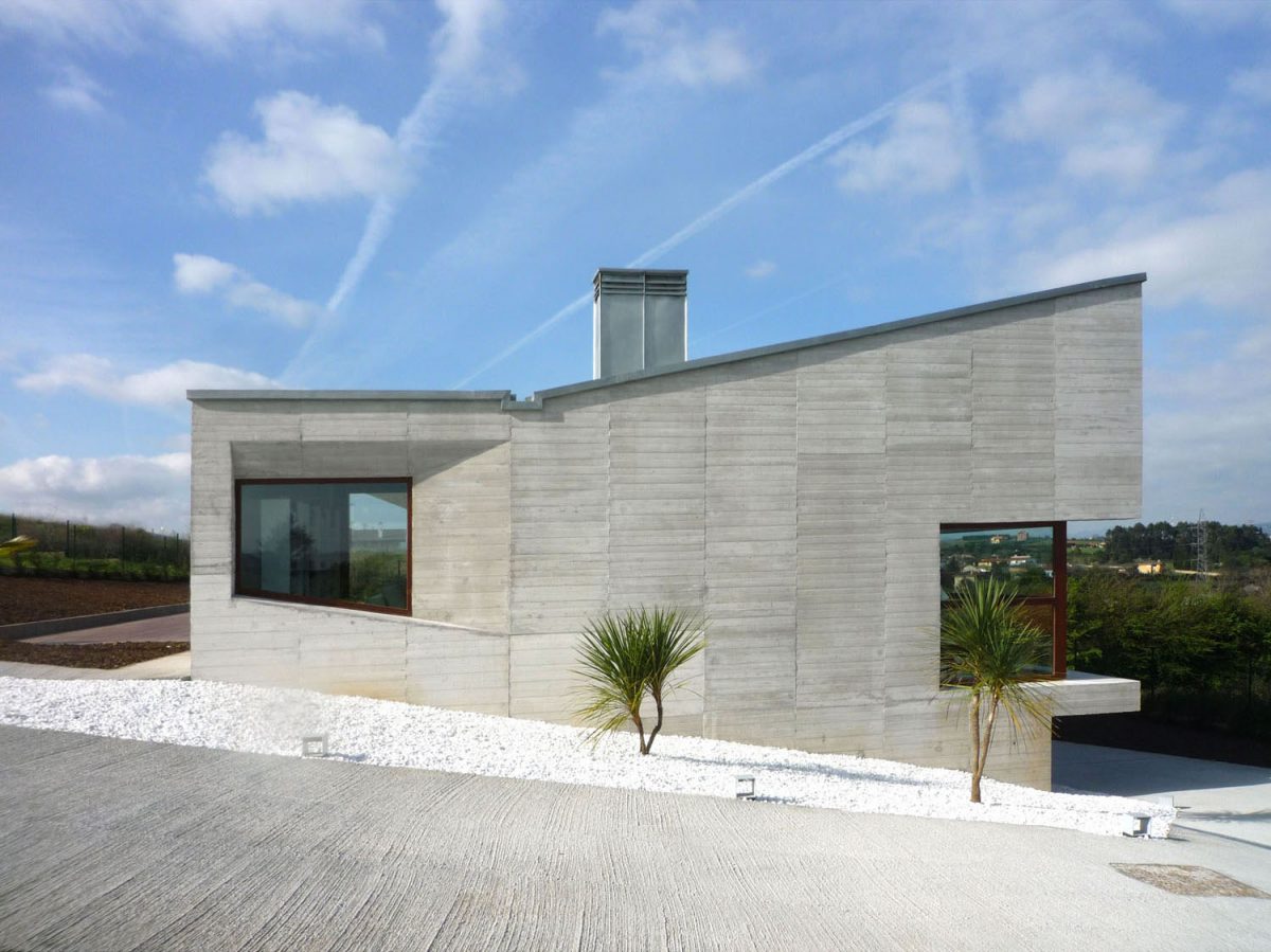HOUSE IN LA CORIA